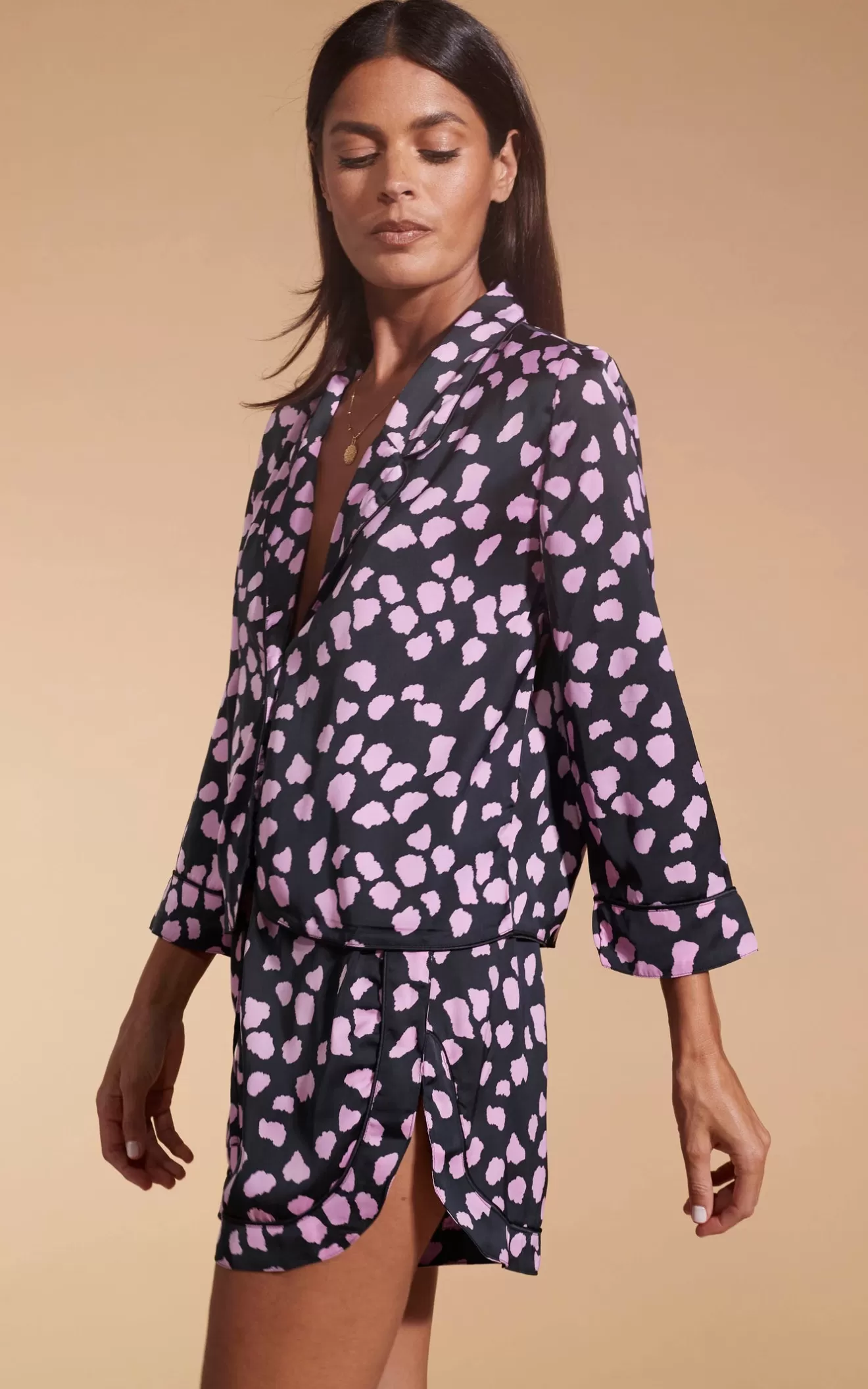 Dancing Leopard Pyjamas-Oona Shortie PJ Set In Pink On Black Cloud